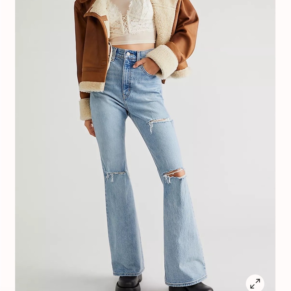 Brand new women’s Levi’s 70s high rise